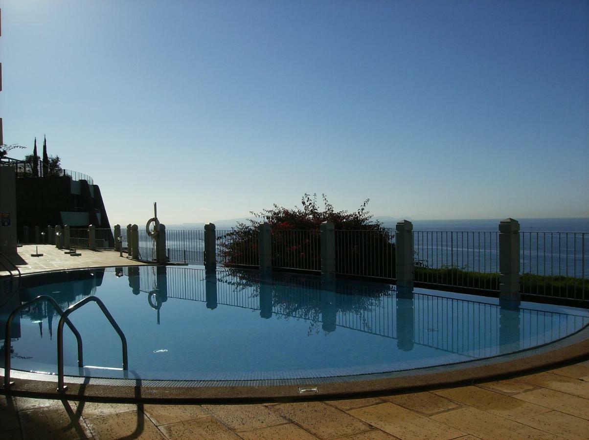 Oceanfront Apartment Funchal  Eksteriør billede